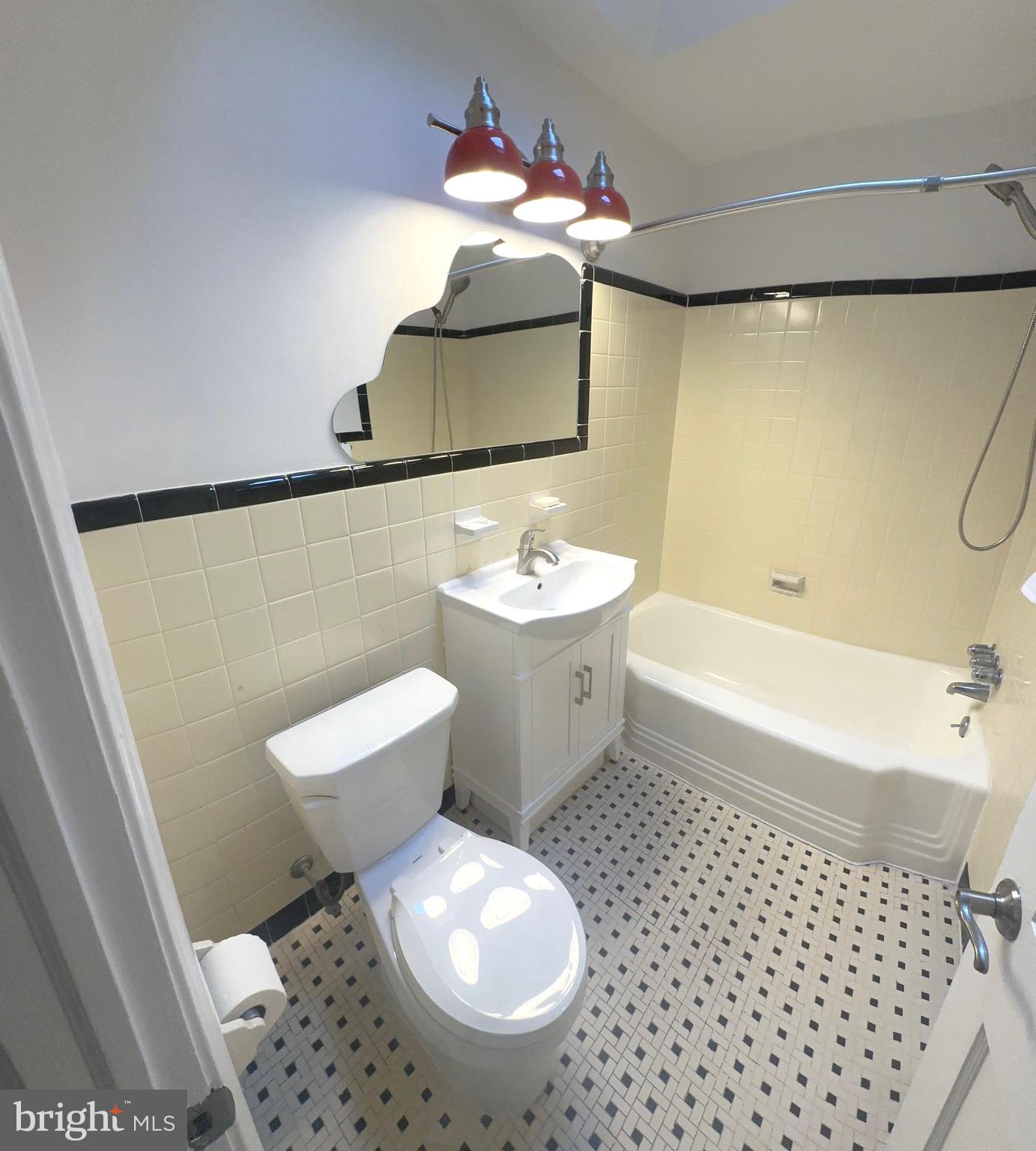 7 Trent ROAD Unit: 2