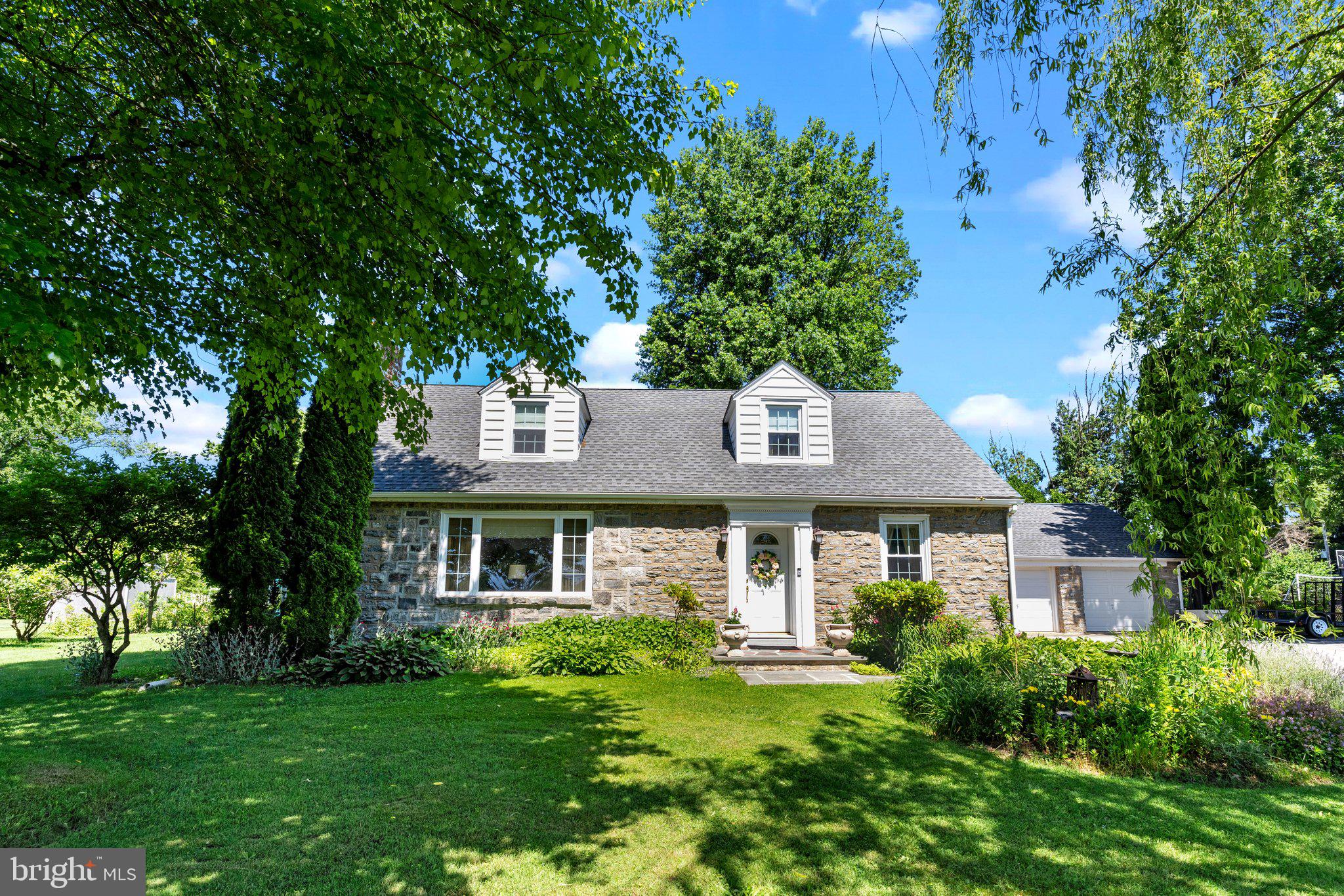 2286 Pine Rd