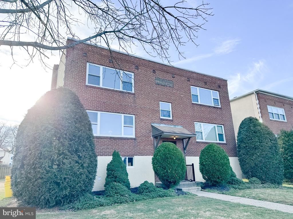 104 CLEMENT RD #A