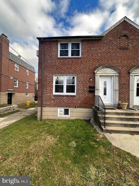 7 TRENT RD