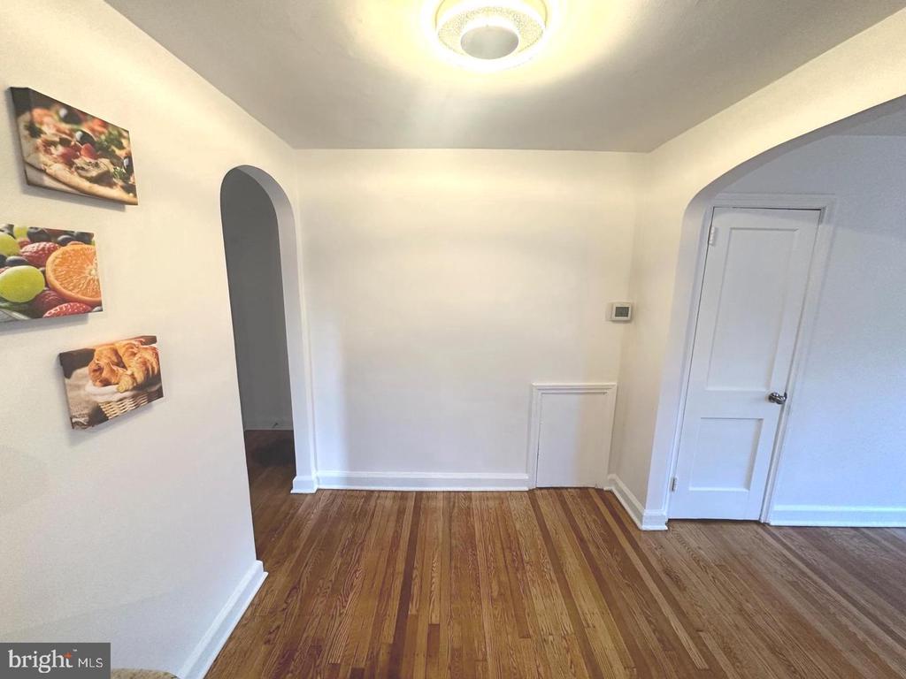 7 TRENT RD