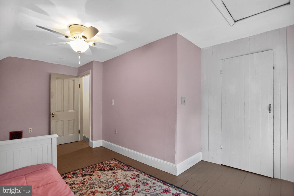 152 WALNUT STREET