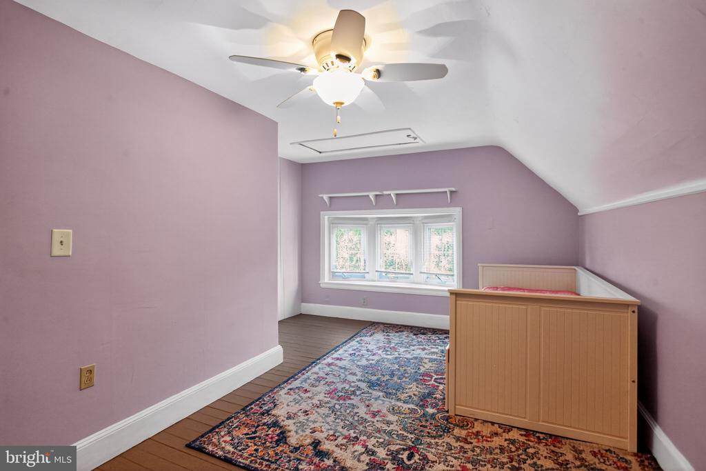152 WALNUT STREET