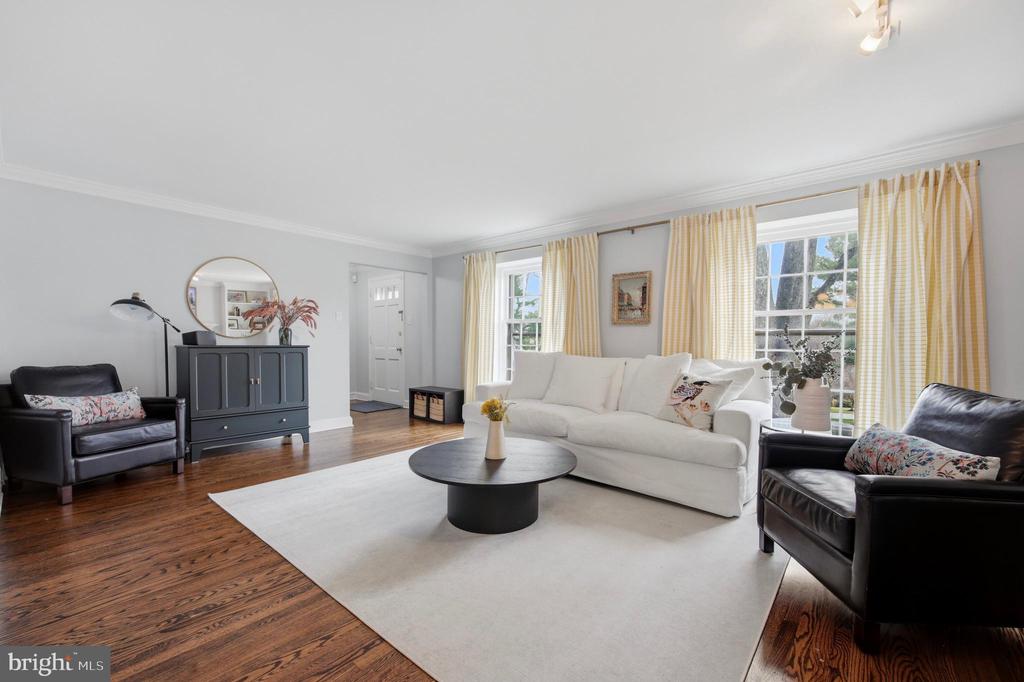 601 CEDAR LANE