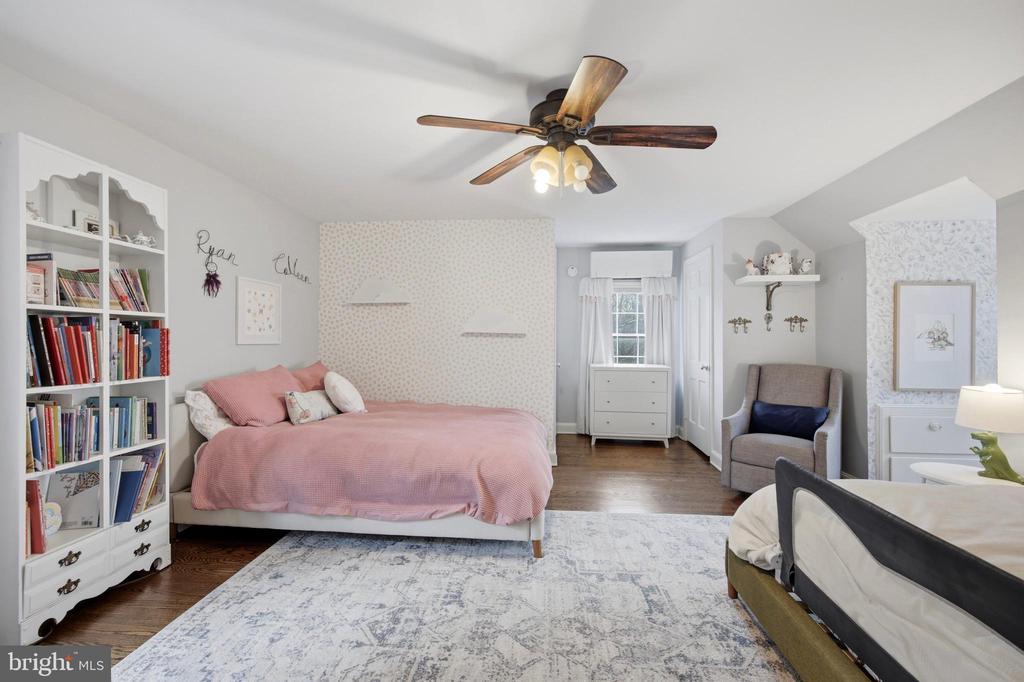 601 CEDAR LANE