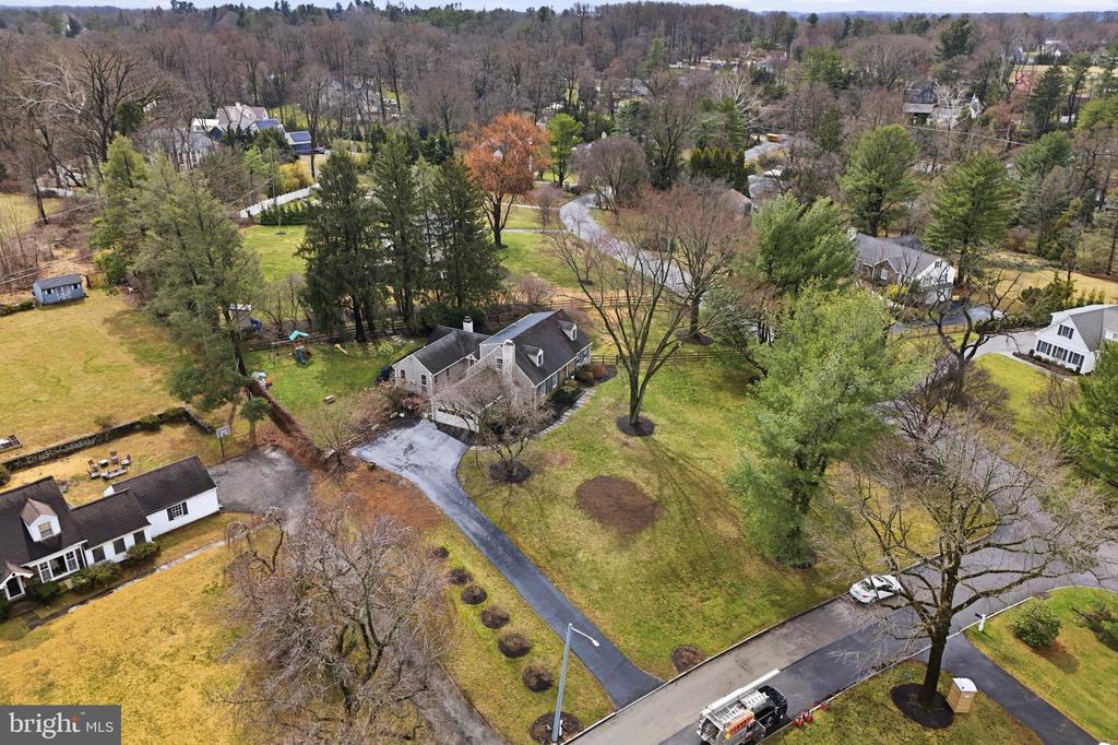 601 CEDAR LANE