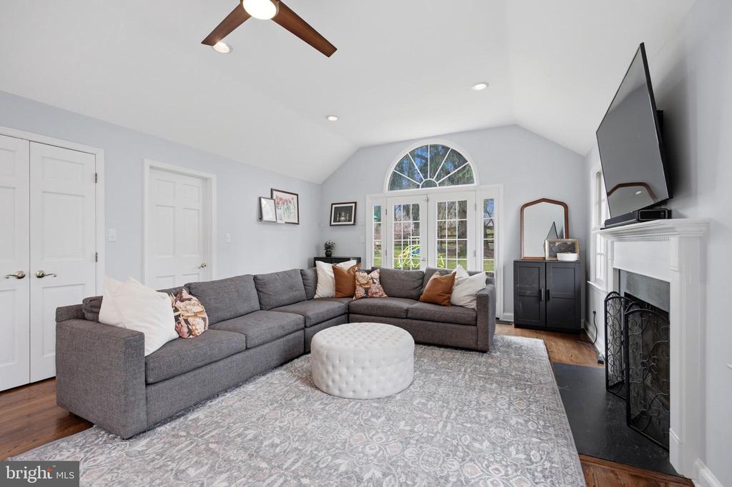 601 CEDAR LANE
