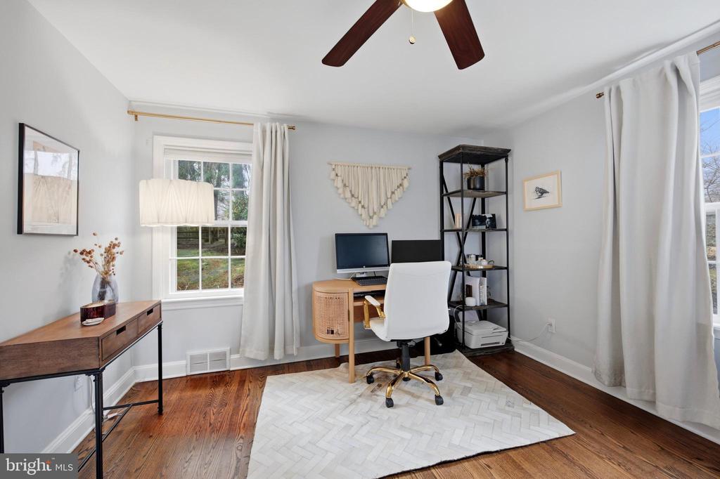 601 CEDAR LANE