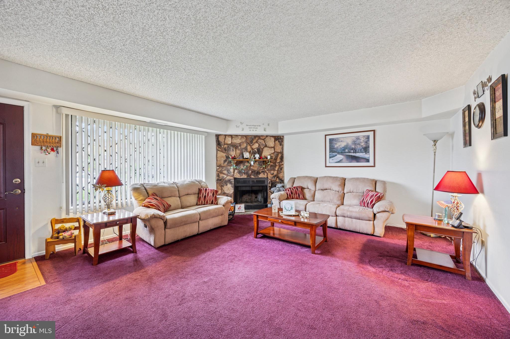 1735 Nathaniel Dr