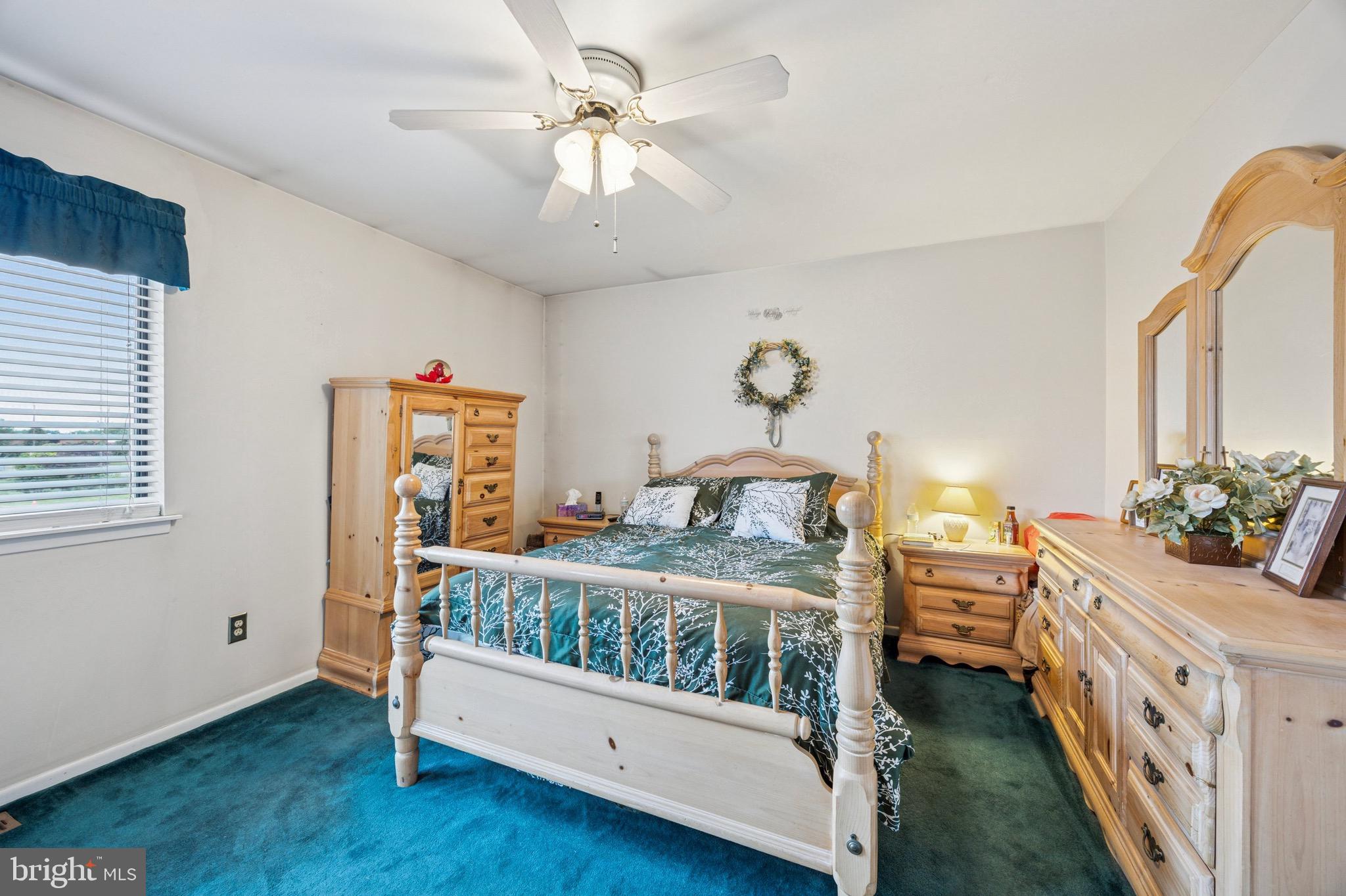1735 Nathaniel Dr