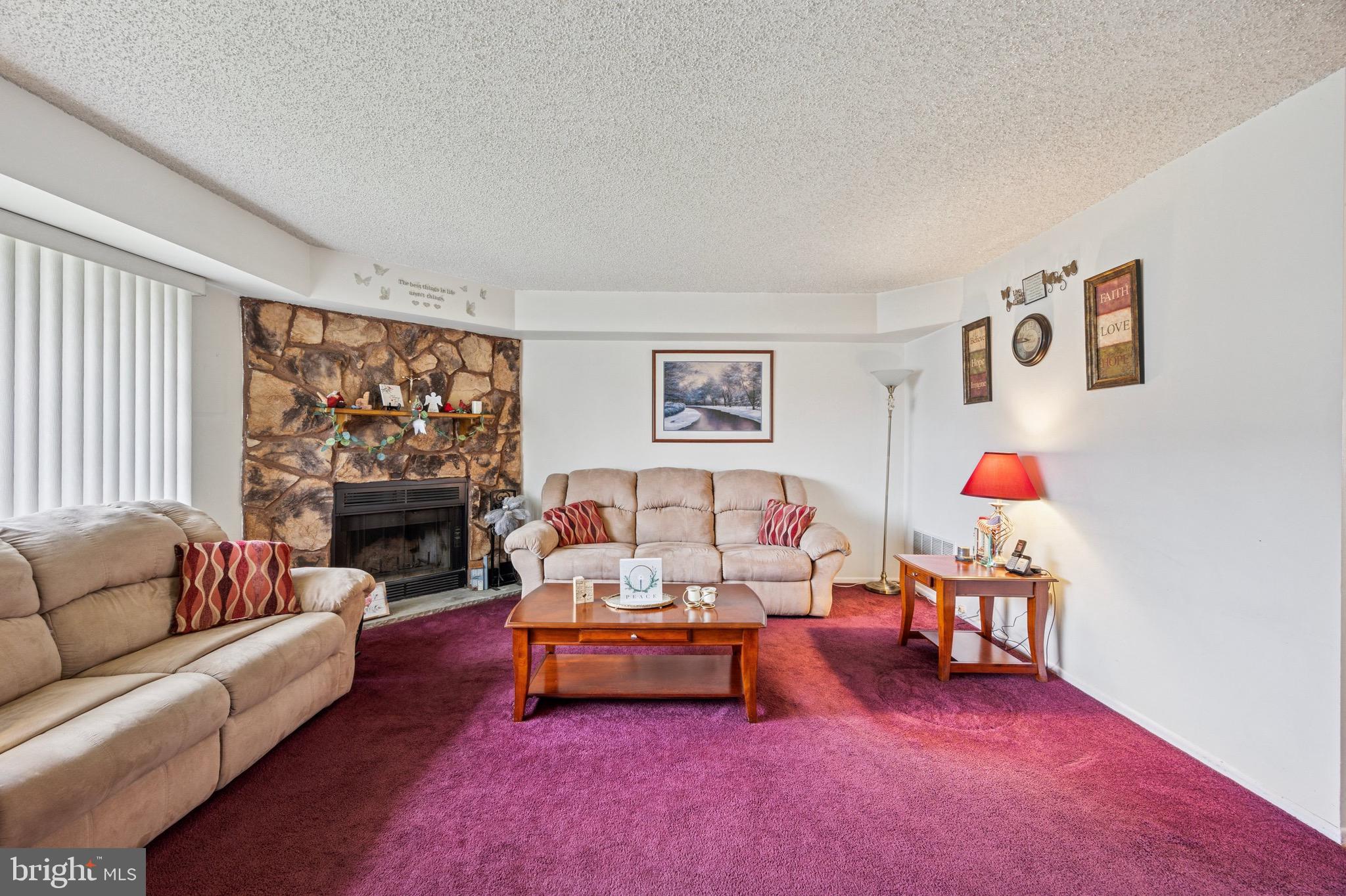 1735 Nathaniel Dr