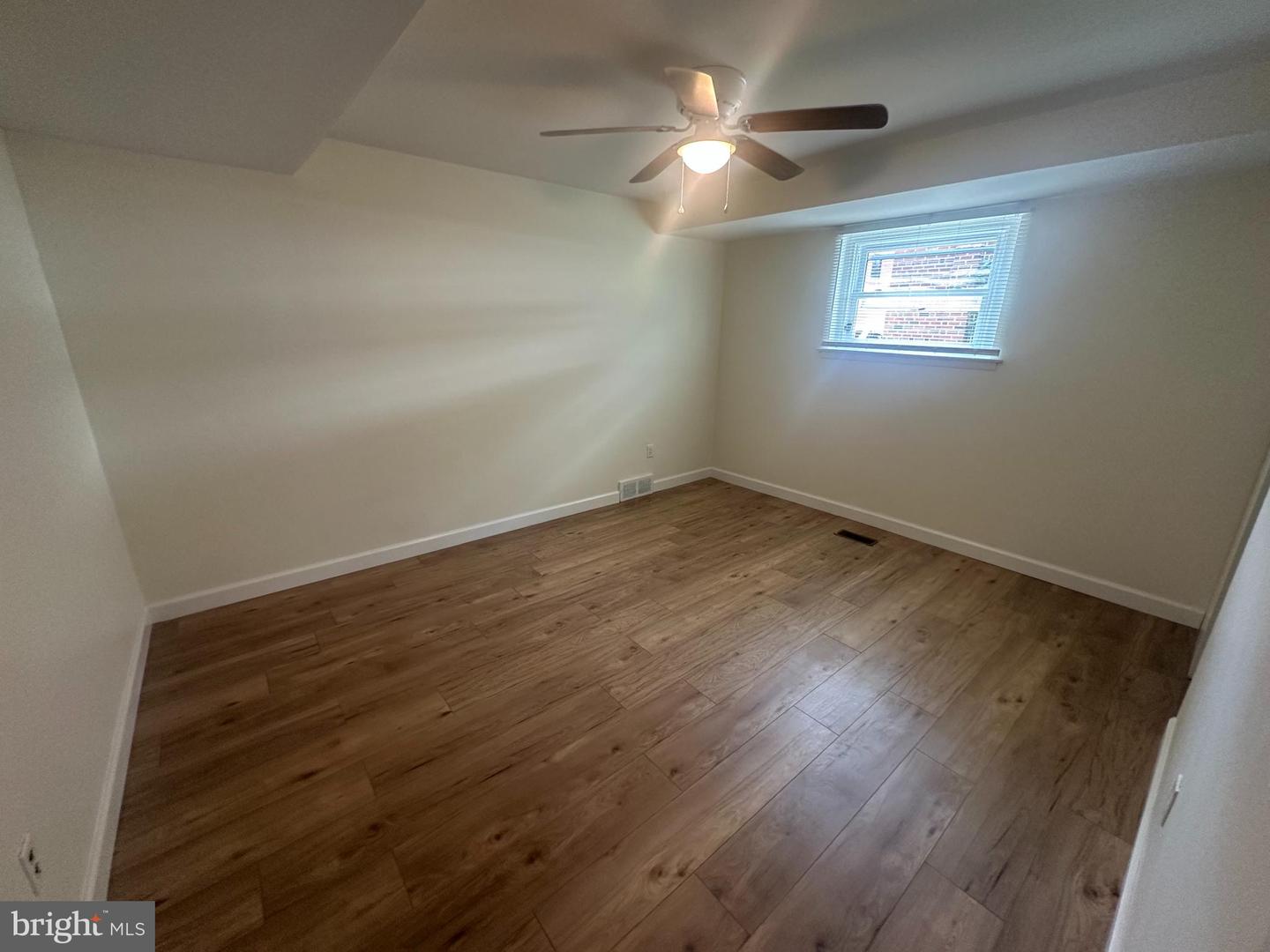 2031 BEYER AVE