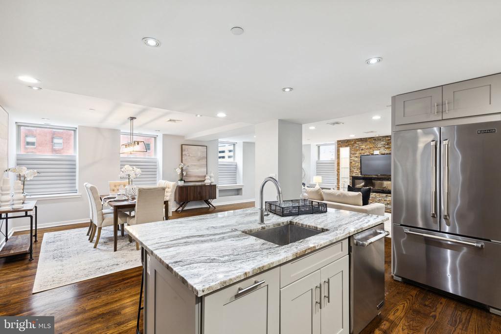 1737 CHESTNUT STREET Unit: 501