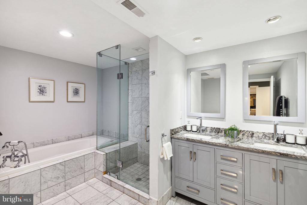 1737 CHESTNUT STREET Unit: 501