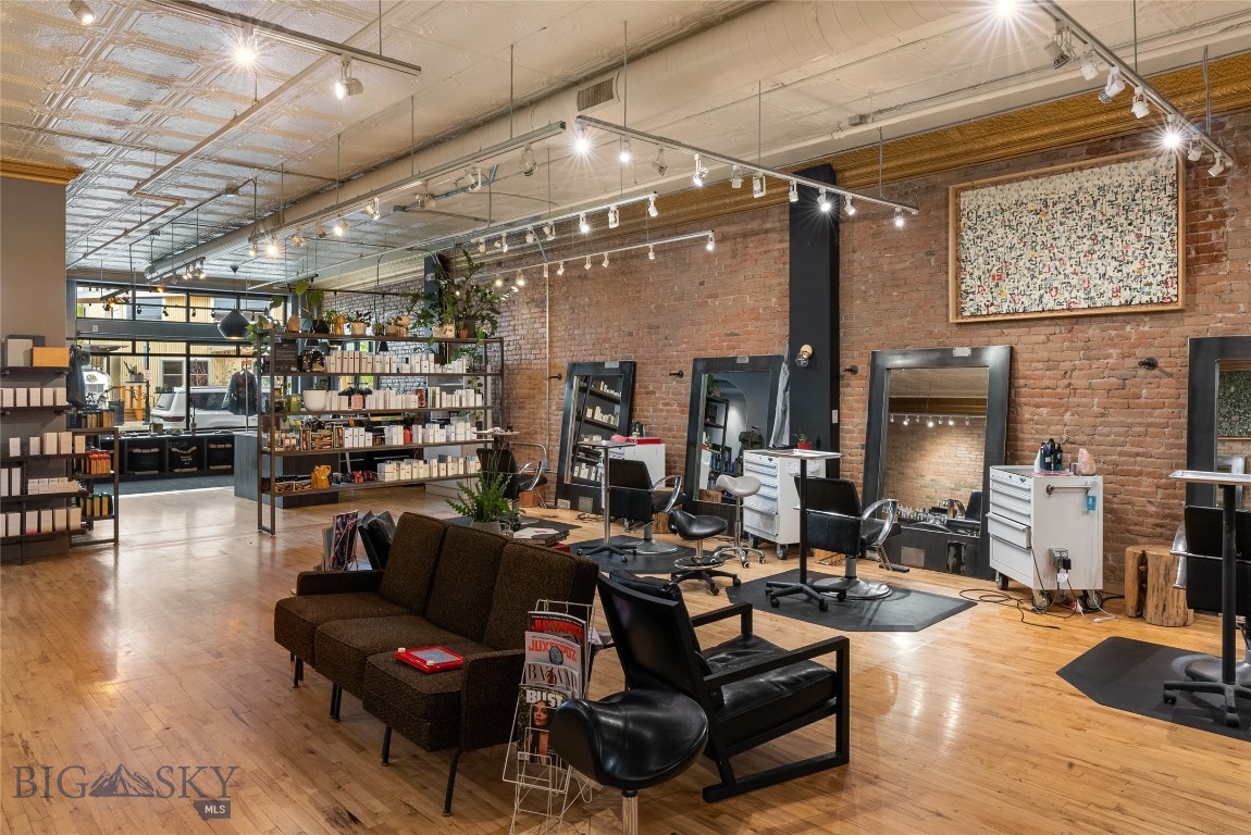 129 W Main Street A1