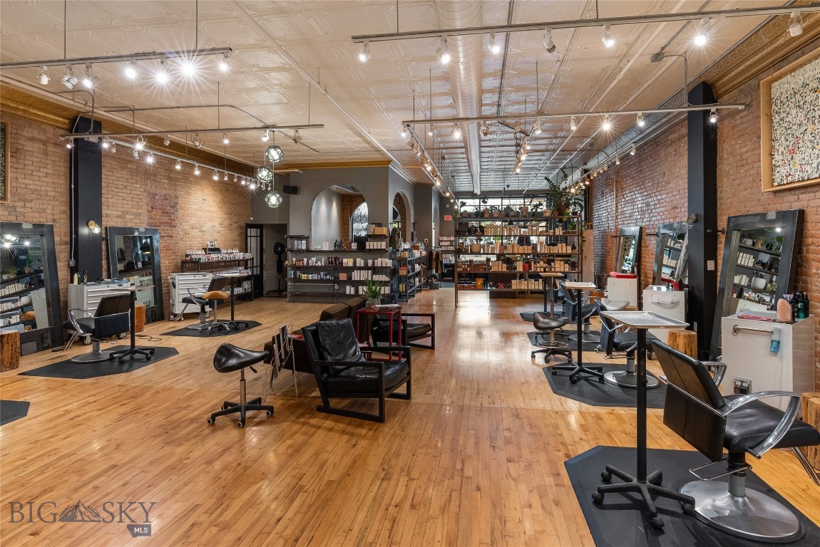 129 W Main Street A1