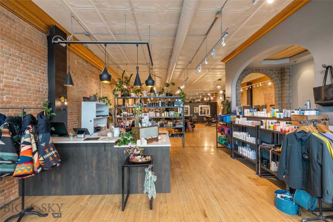 129 W Main Street A1