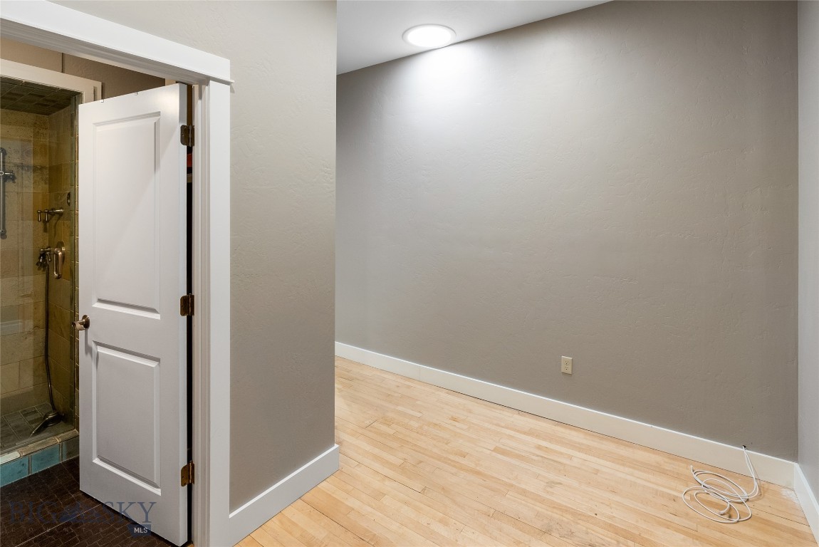 129 W Main Street B3