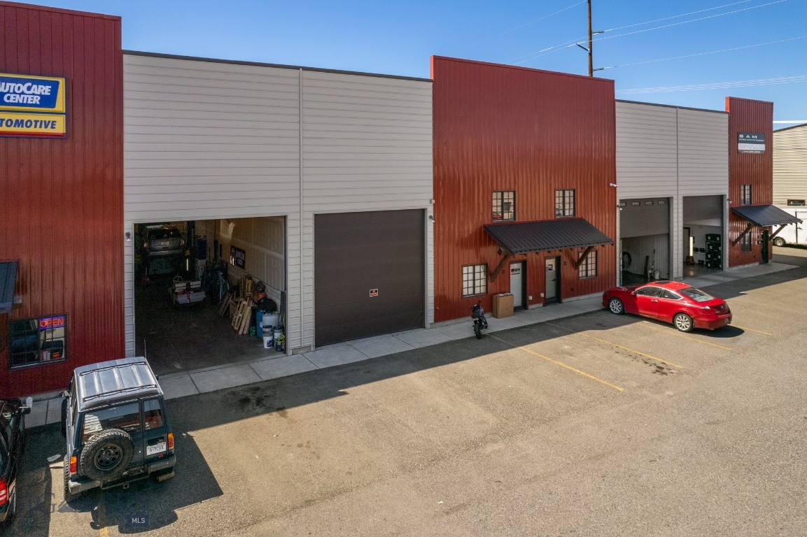 214 Shepherd Trail E