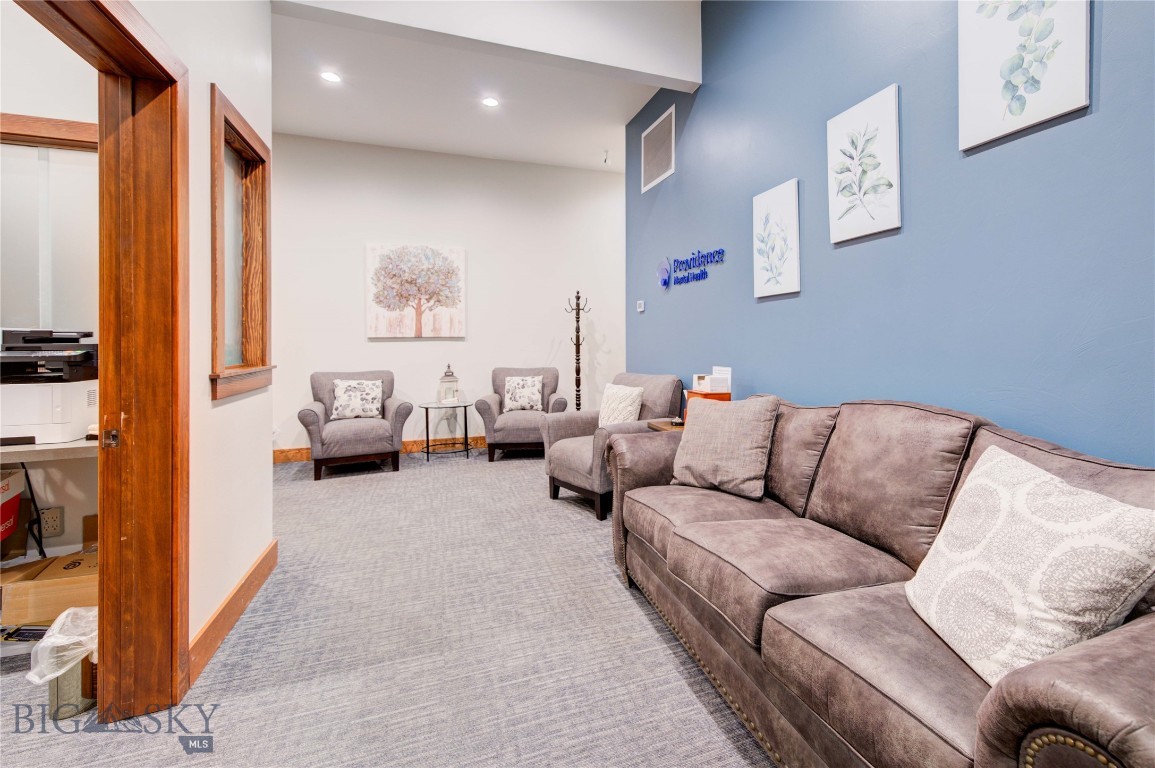 2246 Boot Hill Court 4