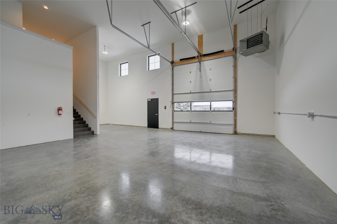 7401 Shedhorn Drive 3