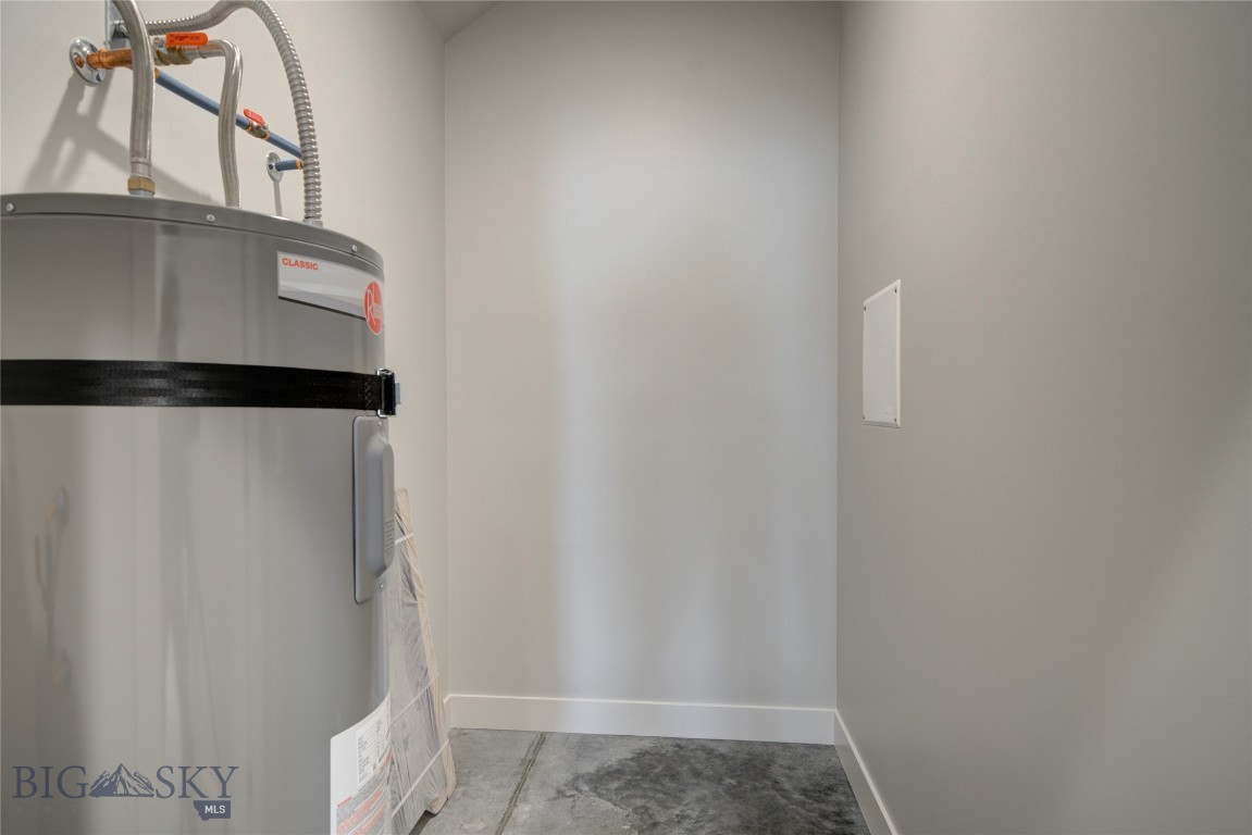 7401 Shedhorn Drive 3