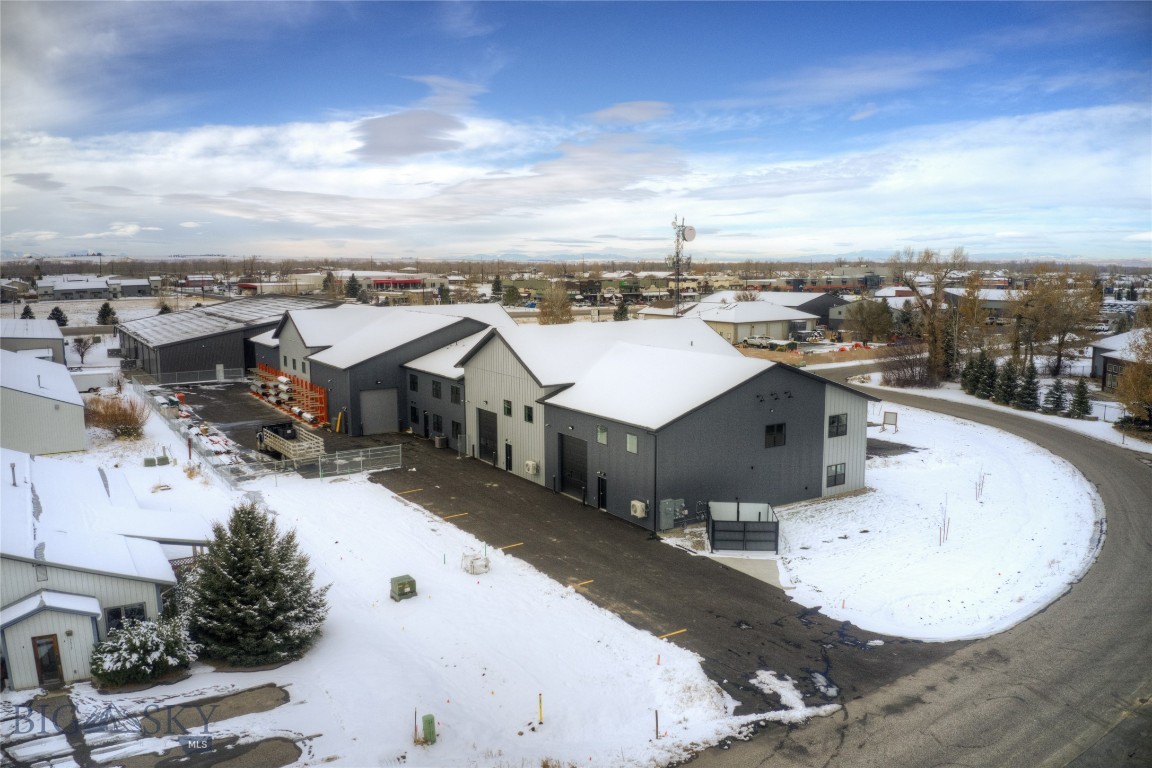 7401 Shedhorn Drive 3