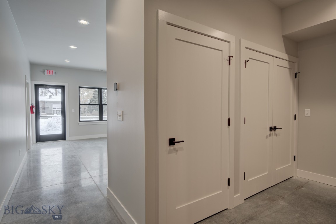 7401 Shedhorn Drive 3