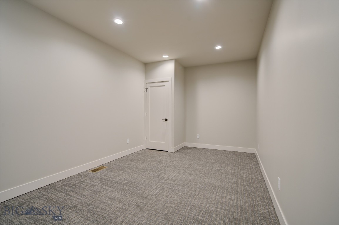 7401 Shedhorn Drive 4