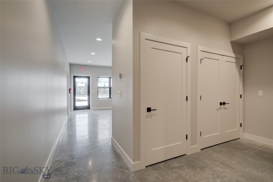 7401 Shedhorn Drive 4