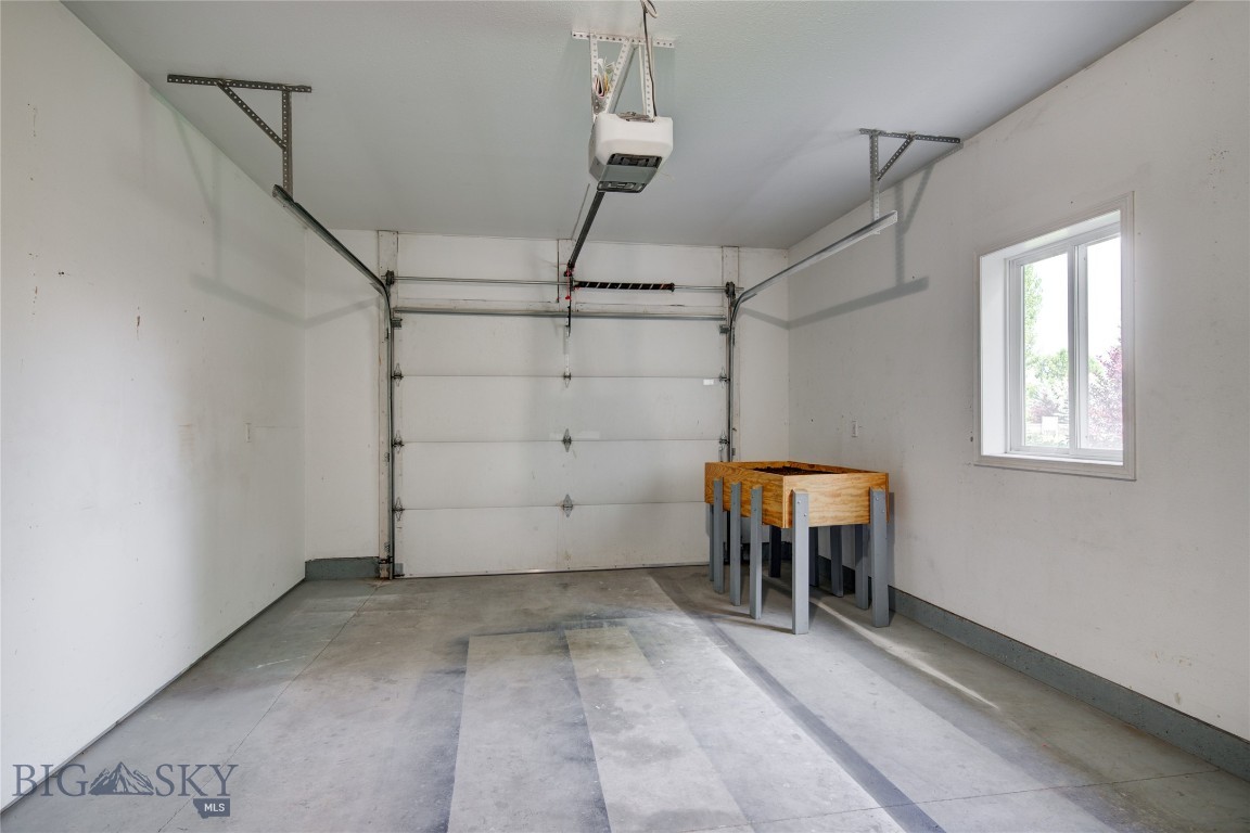 112 Jackrabbit Lane A