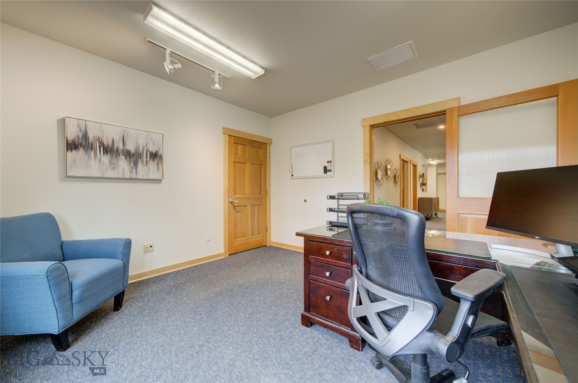 3825 Valley Commons Drive 5