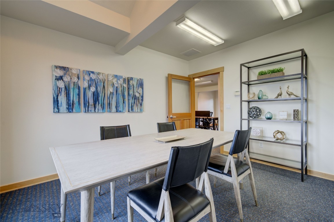 3825 Valley Commons Drive 5