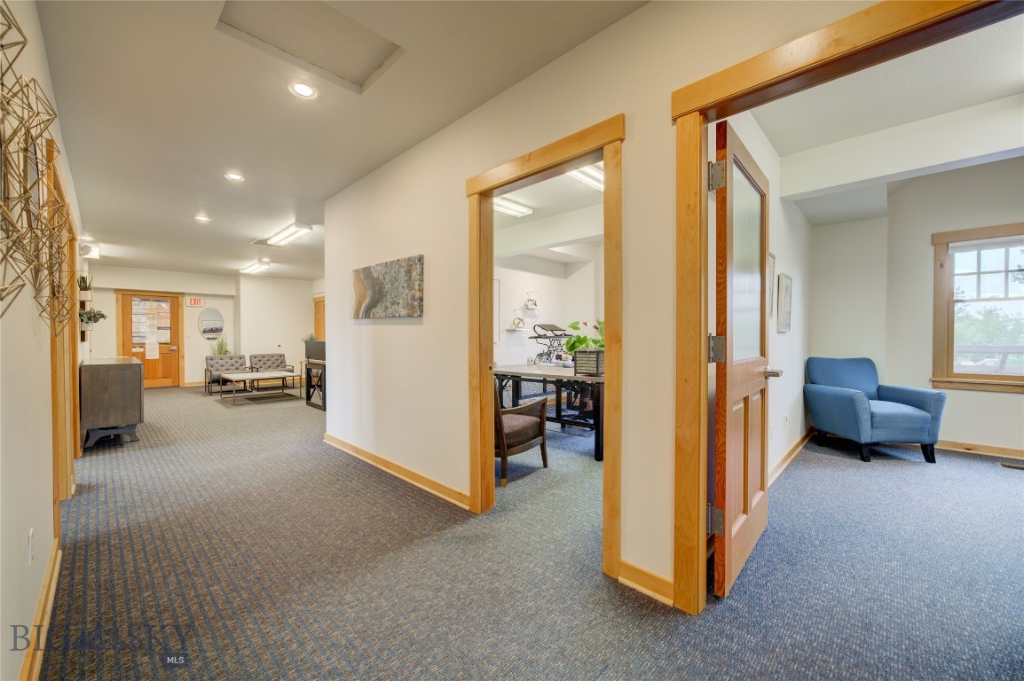 3825 Valley Commons Drive 5