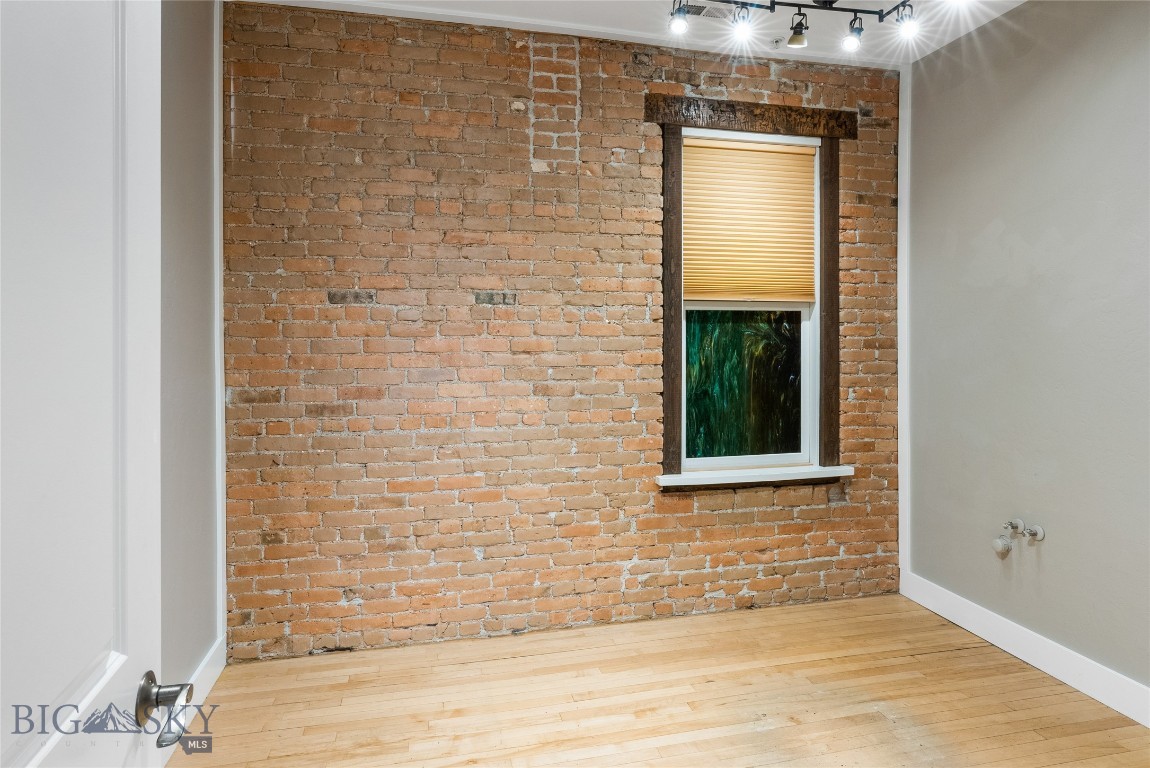 129 W Main Street B2