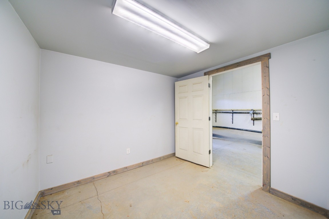 22 W Haley Springs D