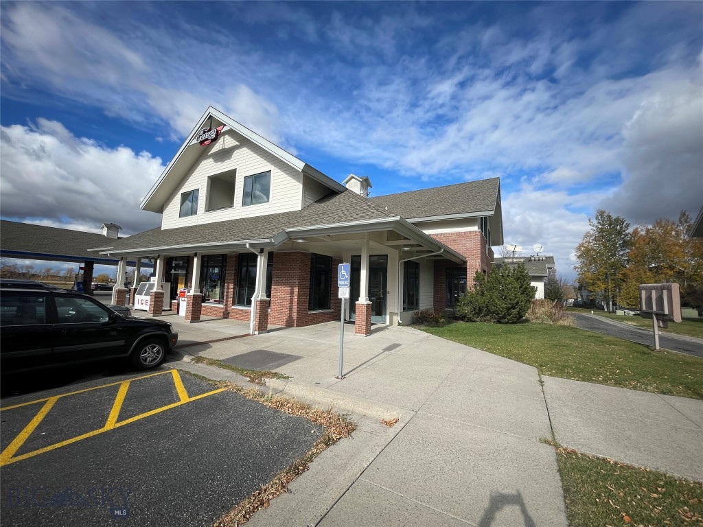 4135 Valley Commons D