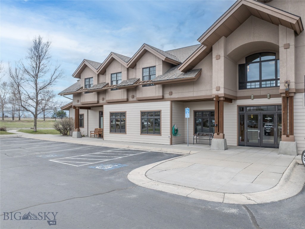 3825 Valley Commons Dr 2