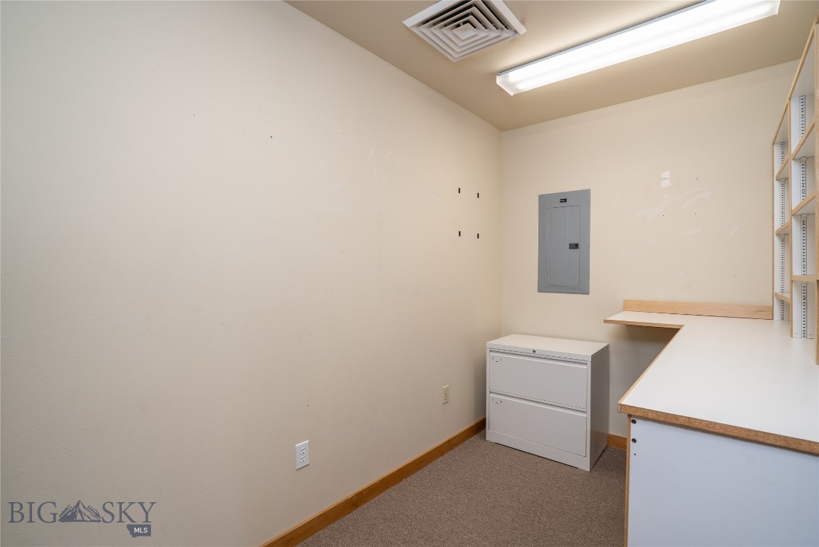 3825 Valley Commons Dr 2