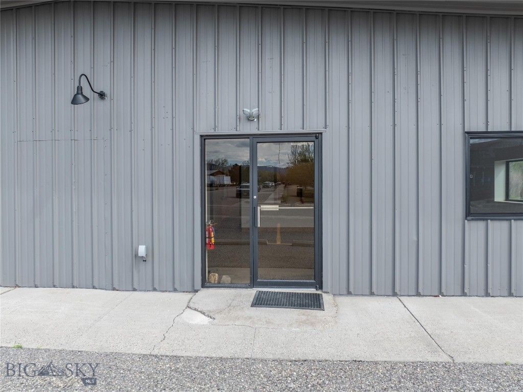 103 Commercial Drive