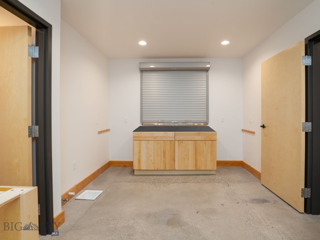 103 Commercial Drive