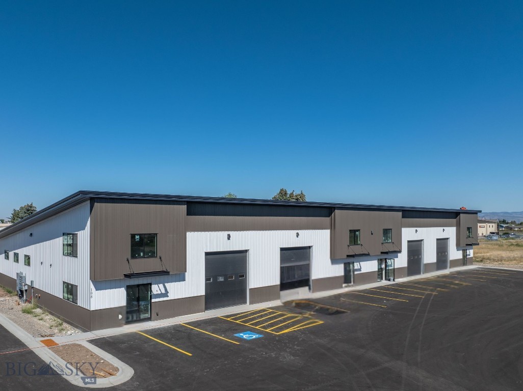 106 Stone River Road 1