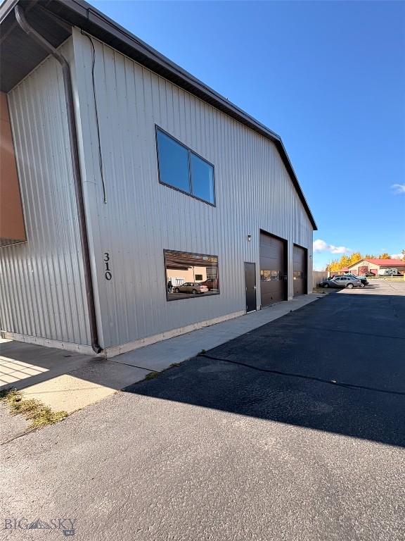 310 Laura Louse Lane C