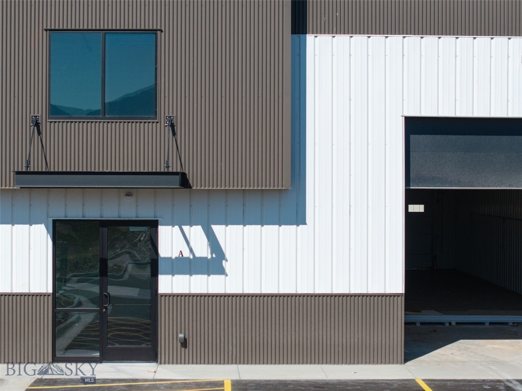 110 Stone River Road D