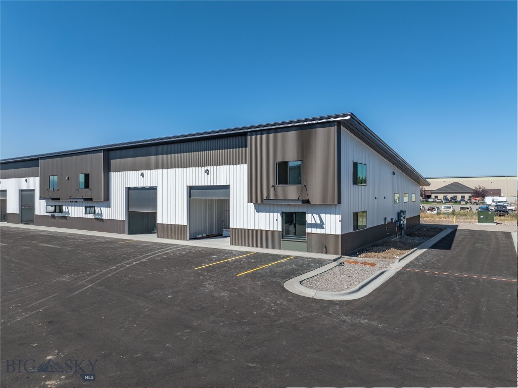 110 Stone River Road D