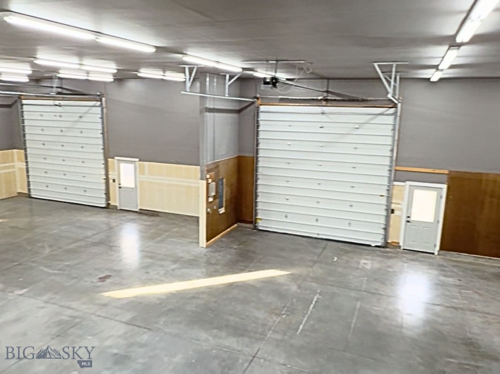 250 Shepherd Trail C & D