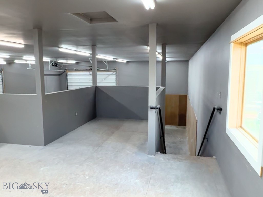 250 Shepherd Trail C & D