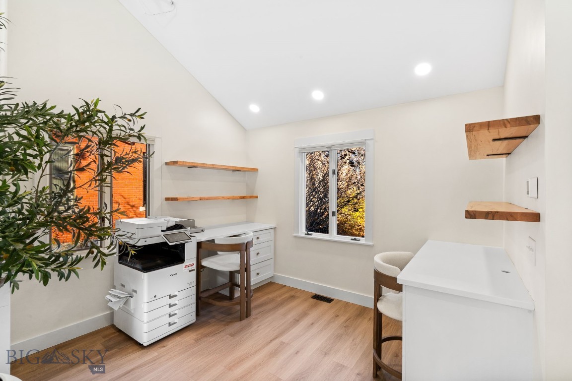 417 W Mendenhall Street