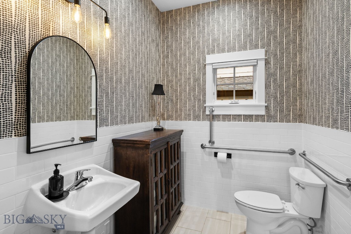 417 W Mendenhall Street