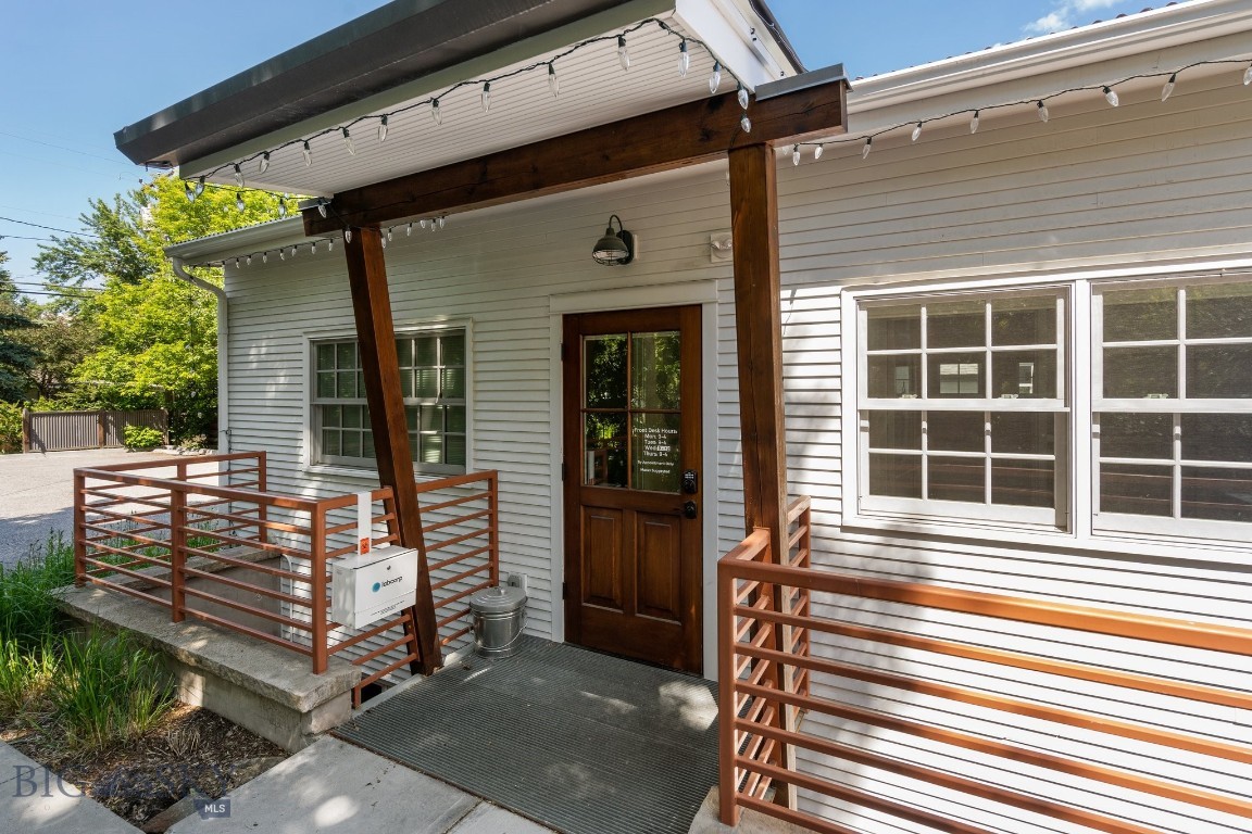 417 W Mendenhall Street